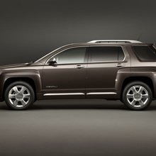 2013-gmc-terrain-denali-005